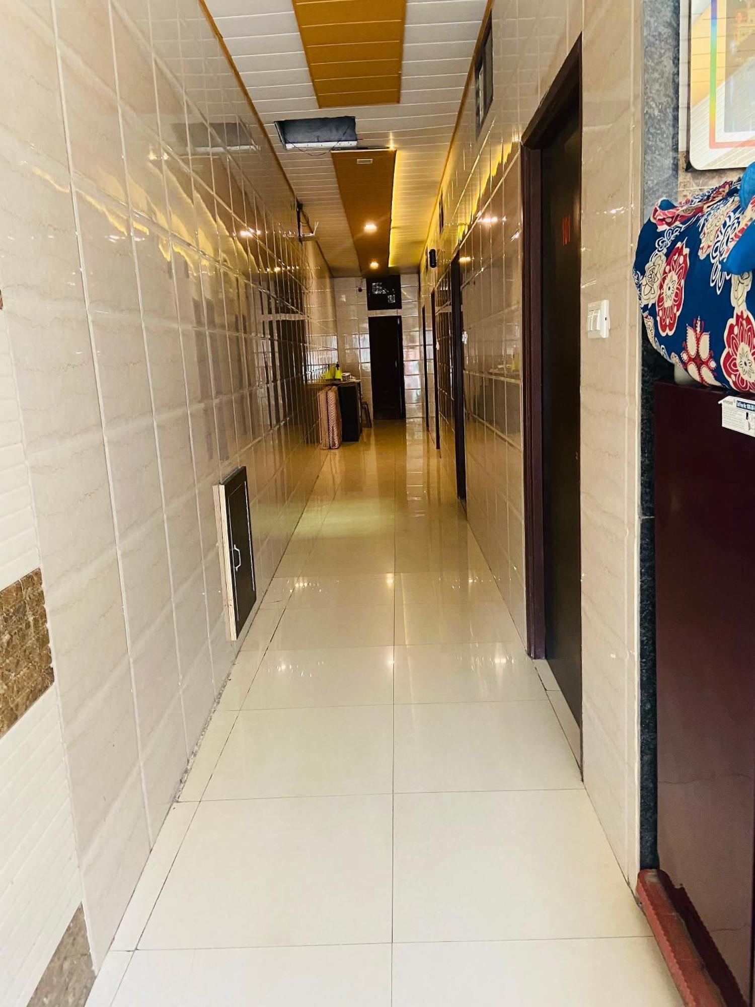 Hotel Crystal Inn Plaza Delhi Airport New Delhi Eksteriør bilde